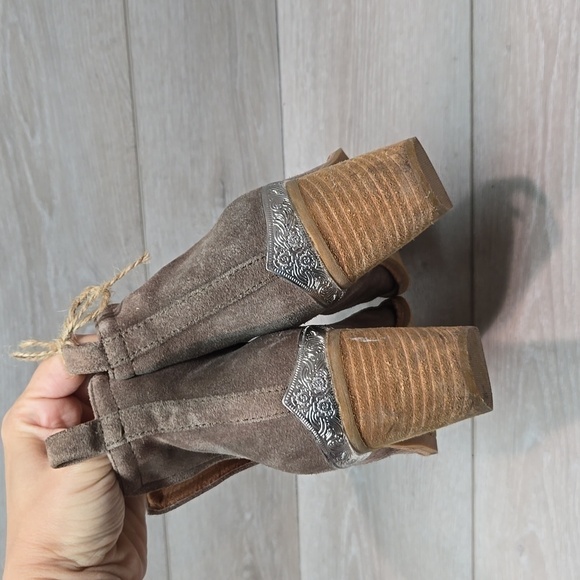 Jeffrey Campbell Women Cutout Side Heels Suede Moto Hobo boots shoes sz 8 - Picture 6 of 15